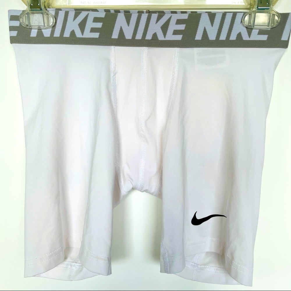 Nike Compression Shorts Dri-Fit Youth XL